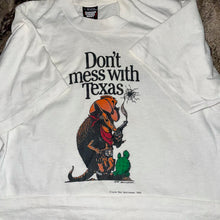 Load image into Gallery viewer, 1988 Don&#39;t Mess With Texas Armadillo Tee (White)