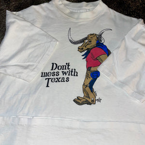 1990s Don't Mess With Texas Cowboy Tee