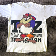 Load image into Gallery viewer, 1992 Vintage “Tasmanian Devil” Tee