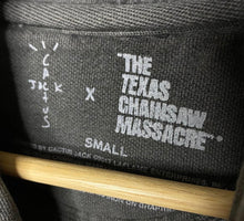 Load image into Gallery viewer, Halloween 2017 Texas Chainsaw Massacre Hoodie (Grey)